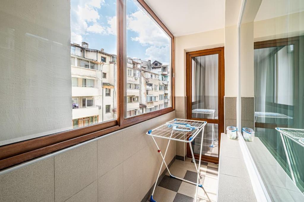 Varna Central 2Bdrm Apartment Exterior foto